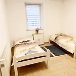 Spacious Near Hanau Apartment *
