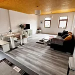 Apartment Spacious Near Hanau Ronneburg (Hessen)