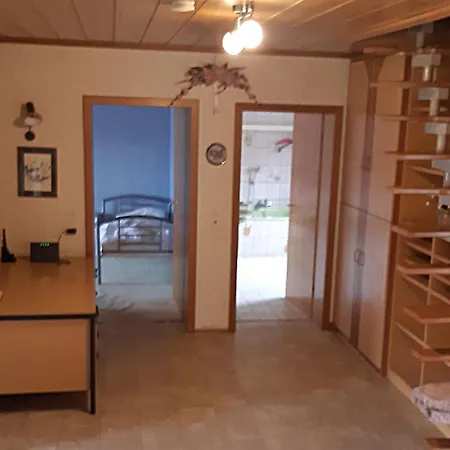 Spacious Near Hanau *