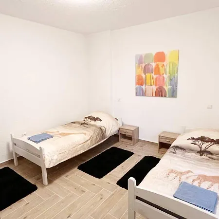 Spacious Near Hanau *