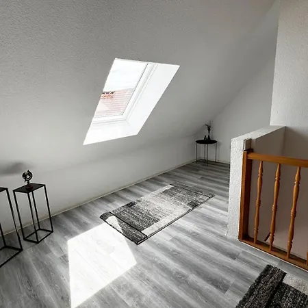 Spacious Near Hanau Apartment *
